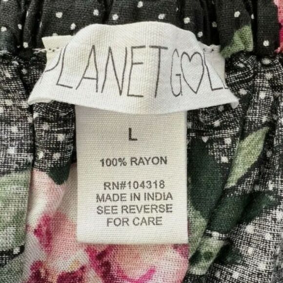 Planet Gold Wrap Mini Skirt Floral All Over Pattern - Picture 5 of 6